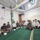 Dekat dengan Warga, Bhabinkamtibmas Karet Tengsin Hadiri Peringatan Maulid Nabi Muhammad SAW