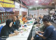 Bhabinkamtibmas Hadiri Pertemuan Paguyuban RW, LMK dan FKDM Kampung Rawa