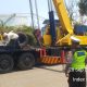 Respon Cepat 110, Kontainer Terlepas dari Truk Trailer di Jembatan KBN Marunda, Polisi Bergerak Cepat Lakukan Evakuasi