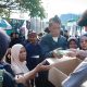 Pelayanan Humanis, Polisi Berbagi Roti dan Air di Tengah Aksi