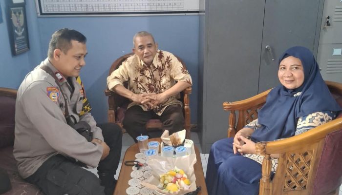 Cegah Tawuran Dari Lingkungan Sekolah, Polsek Menteng Dorong Pembentukan FKPMS di SMK Taman Siswa 2