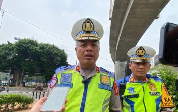 Polisi dan Dishub koordinasi pemasangan rambu di Pondok Indah Jaksel