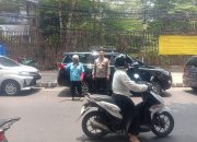 Tingkatkan Keamanan Wilayah, Polsek Metro Gambir Gelar Patroli Strong Point di Kebon Kelapa