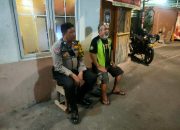 Cegah Pencurian dan Guankamtibmas Dini Hari, Bhabinkamtibmas Kebon Sirih Sambangi Satkamling