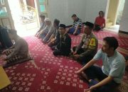 Jalin Kedekatan dengan Warga, Bhabinkamtibmas Galur Gelar Cooling System Lewat Sholat Dzuhur Berjamaah