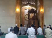 Subuh Berjamaah, Polsek Johar Baru Pererat Silaturahmi dan Ajak Warga Jaga Kamtibmas