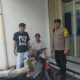 Dekati Jukir dan Pedagang, Bhabinkamtibmas Galur Ajak Warga Waspadai Curanmor