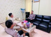 Jalin Silaturahmi dan Perkuat Sinergi, Kapolsek Metro Tanah Abang Kunjungi Kelurahan Karet Tengsin