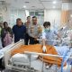 Polri Jenguk Korban Kecelakaan Ojol di Blok M, Pastikan Penanganan Medis hingga Sembuh