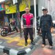 Patroli Jalan Kaki, Polsek Johar Baru Sampaikan Imbauan Antisipasi 3C kepada Warga