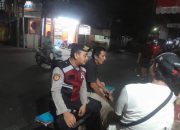 Panit 1 Samapta Polsek Johar Baru Gelar Patroli Dialogis, Ajak Warga Kampung Rawa Waspada Kejahatan 3C