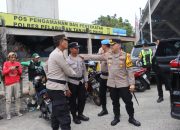 Kapolres Pelabuhan Tanjung Priok Pimpin Pengecekan Kesiapsiagaan Personel Pelayanan Aksi Unjuk Rasa